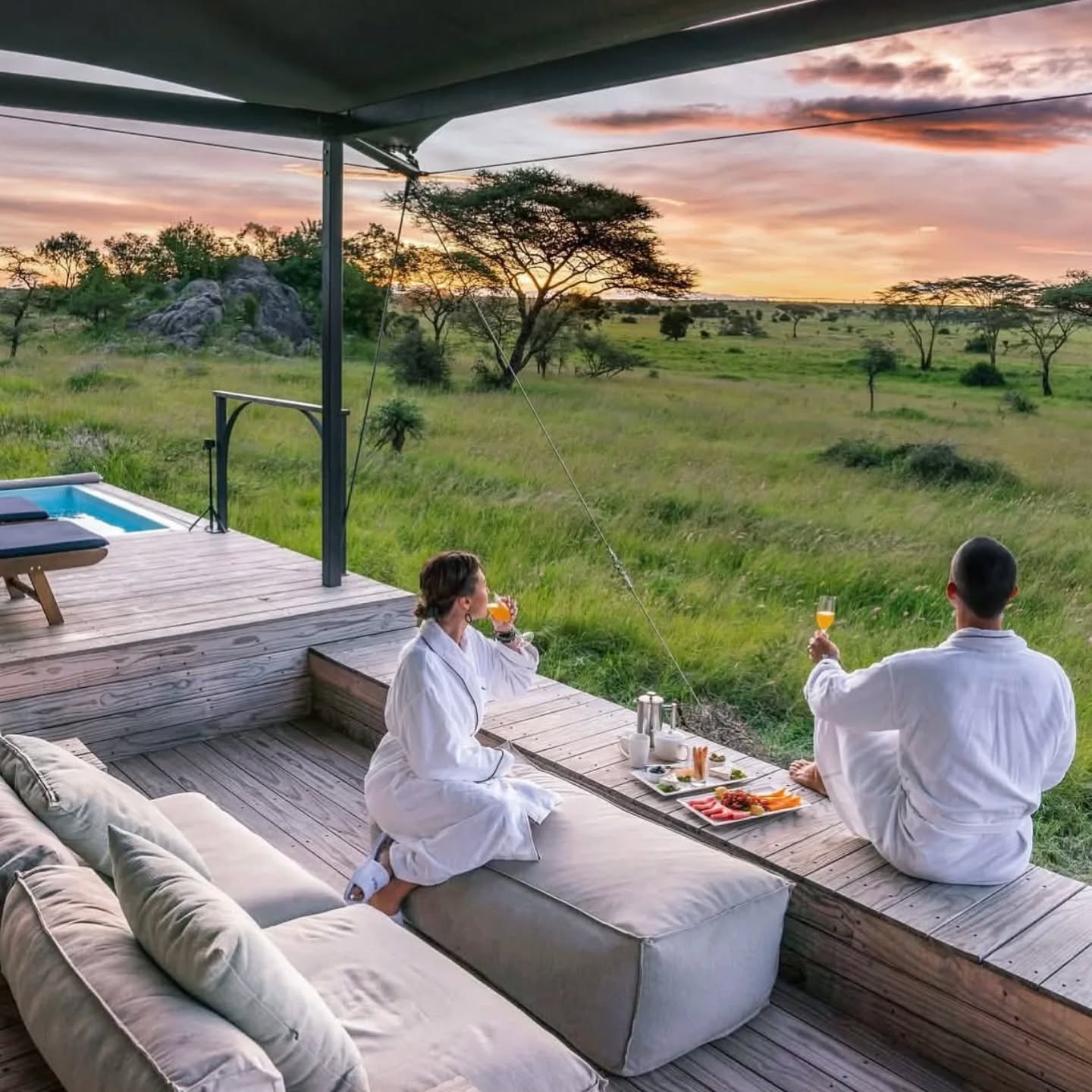 an early morning breakfast for couples in masai mara during their honeymoon safari
