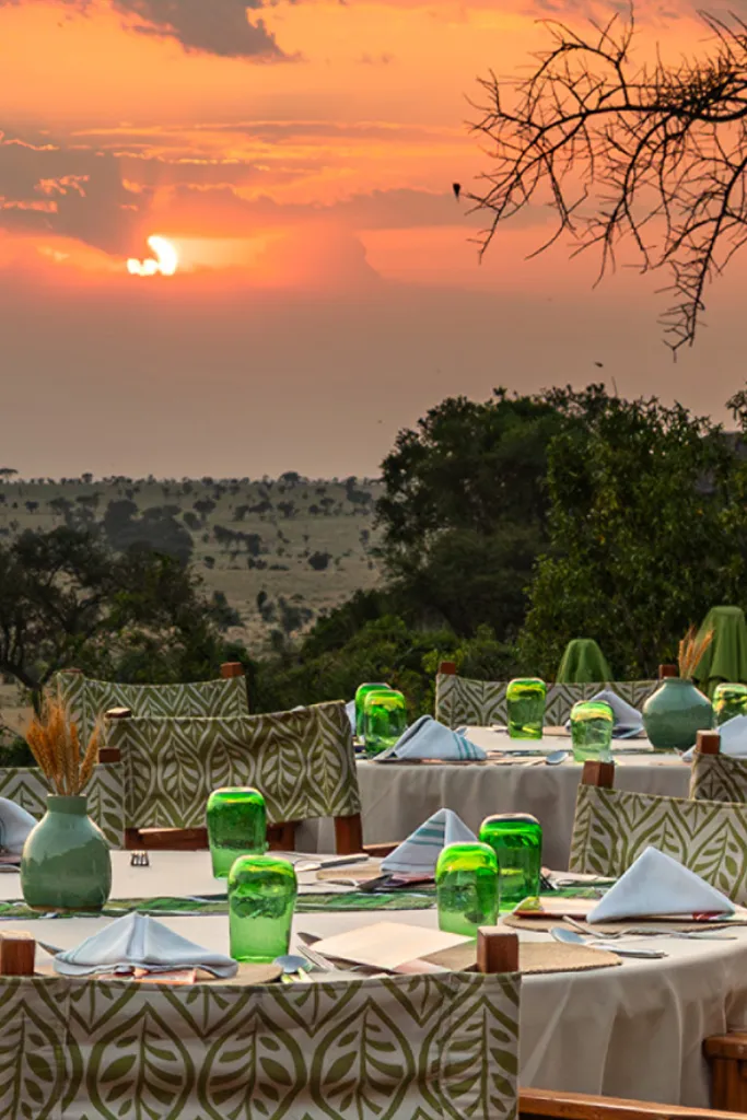Four Seasons Safari Lodge Sunset View