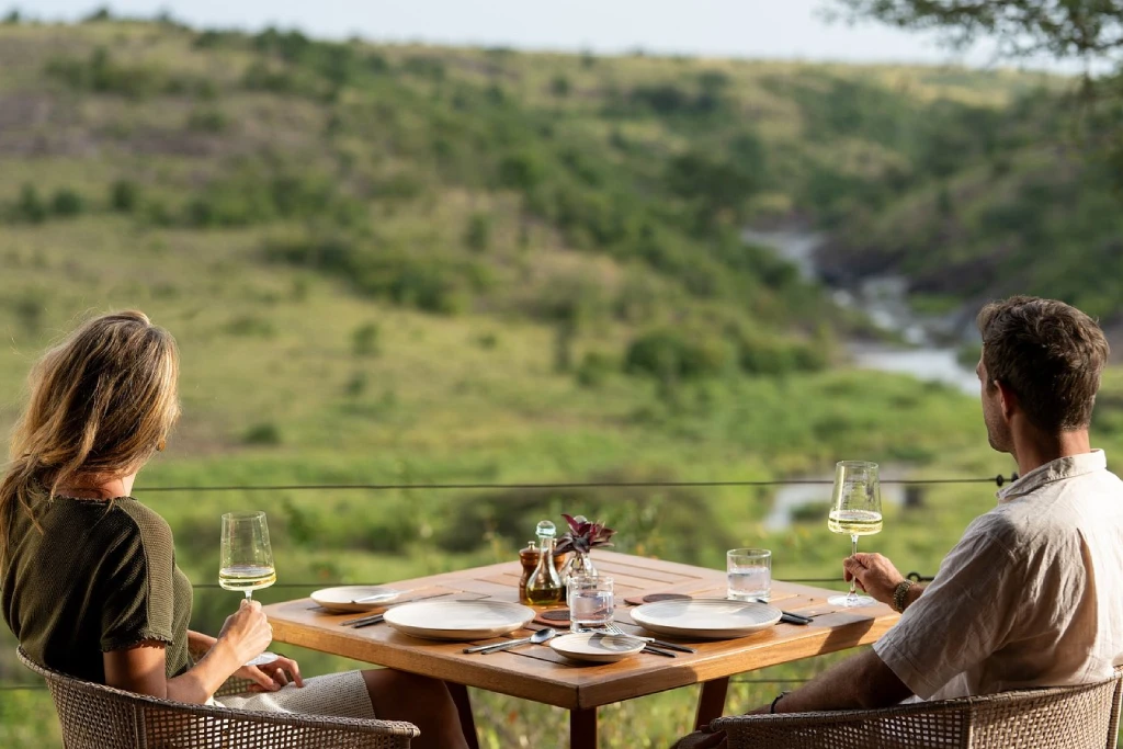 Mahali Mzuri Dining